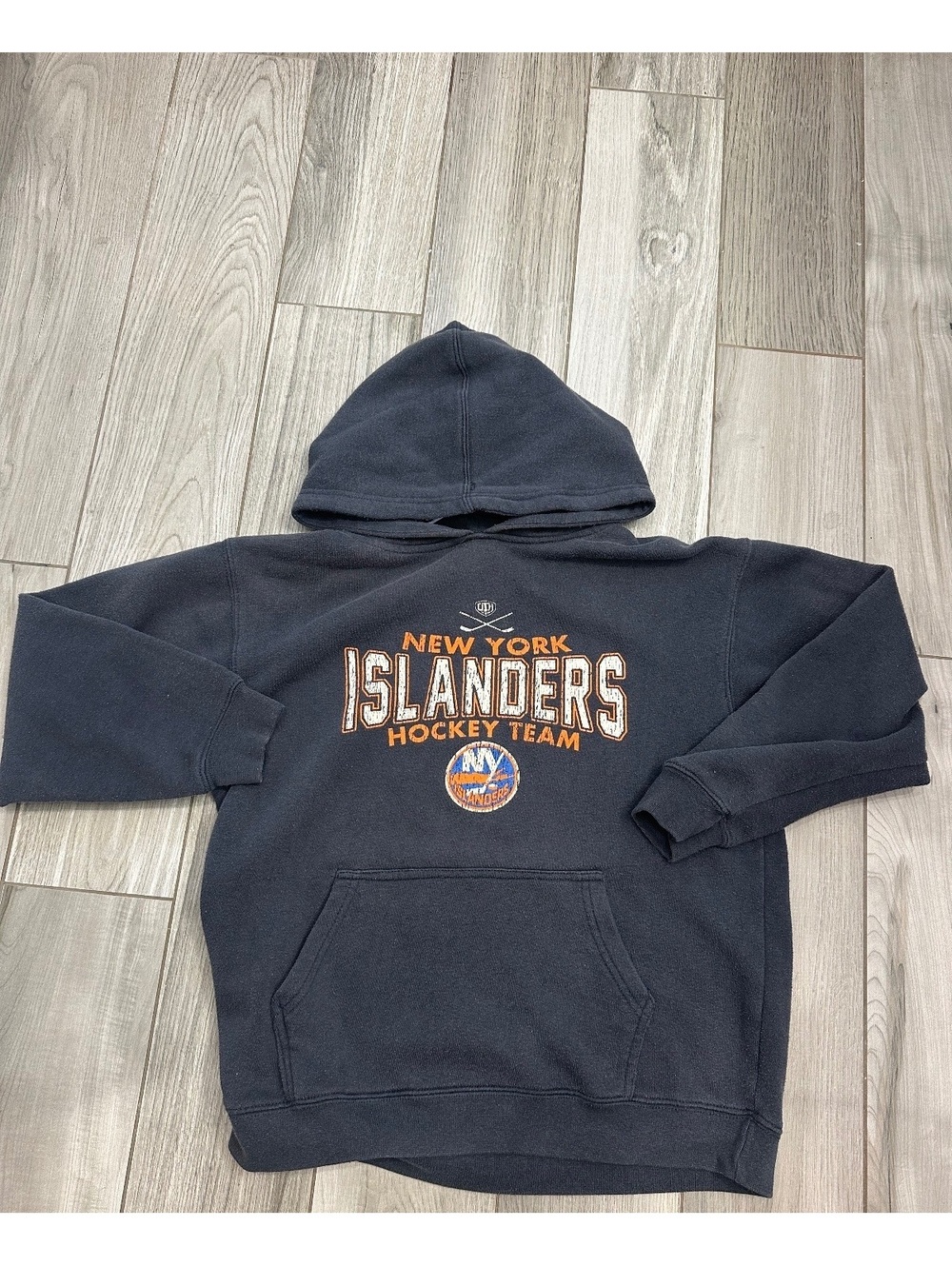 Old Time Hockey New York Islanders Youth Large Hoodie